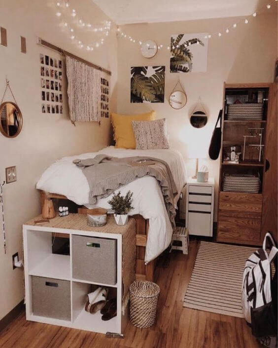 Dekor kamar tidur sederhana penuh