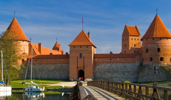 Best 25 Year-end tourist attractions in Lithuania