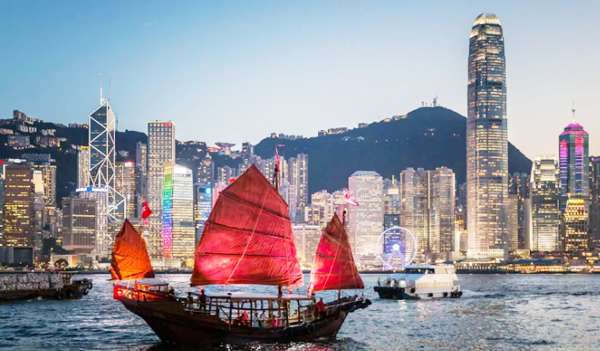 Explore 25 year-end tourist attractions in Hong Kong