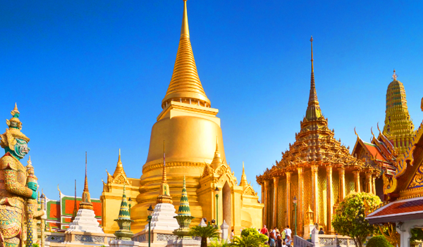 explore 25 Year-end tourist attractions in Thailand